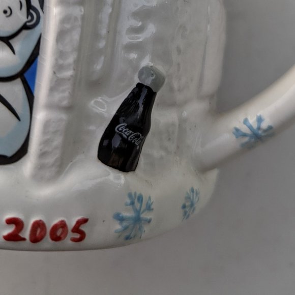 Coca Cola Igloo Polar Bear Coffee Mug - Picture 6 of 13